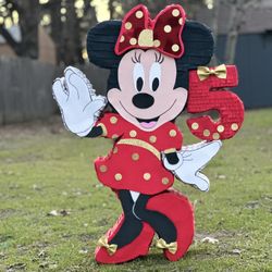 Minnie Mouse Piñata 