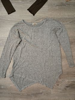 JohnPaulRICHARD gray long sleeve asymmetrical hem top