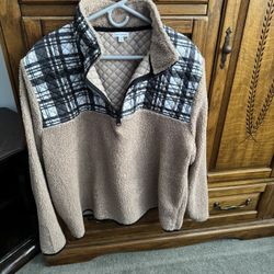 Vera Bradley Fleece Pullover 
