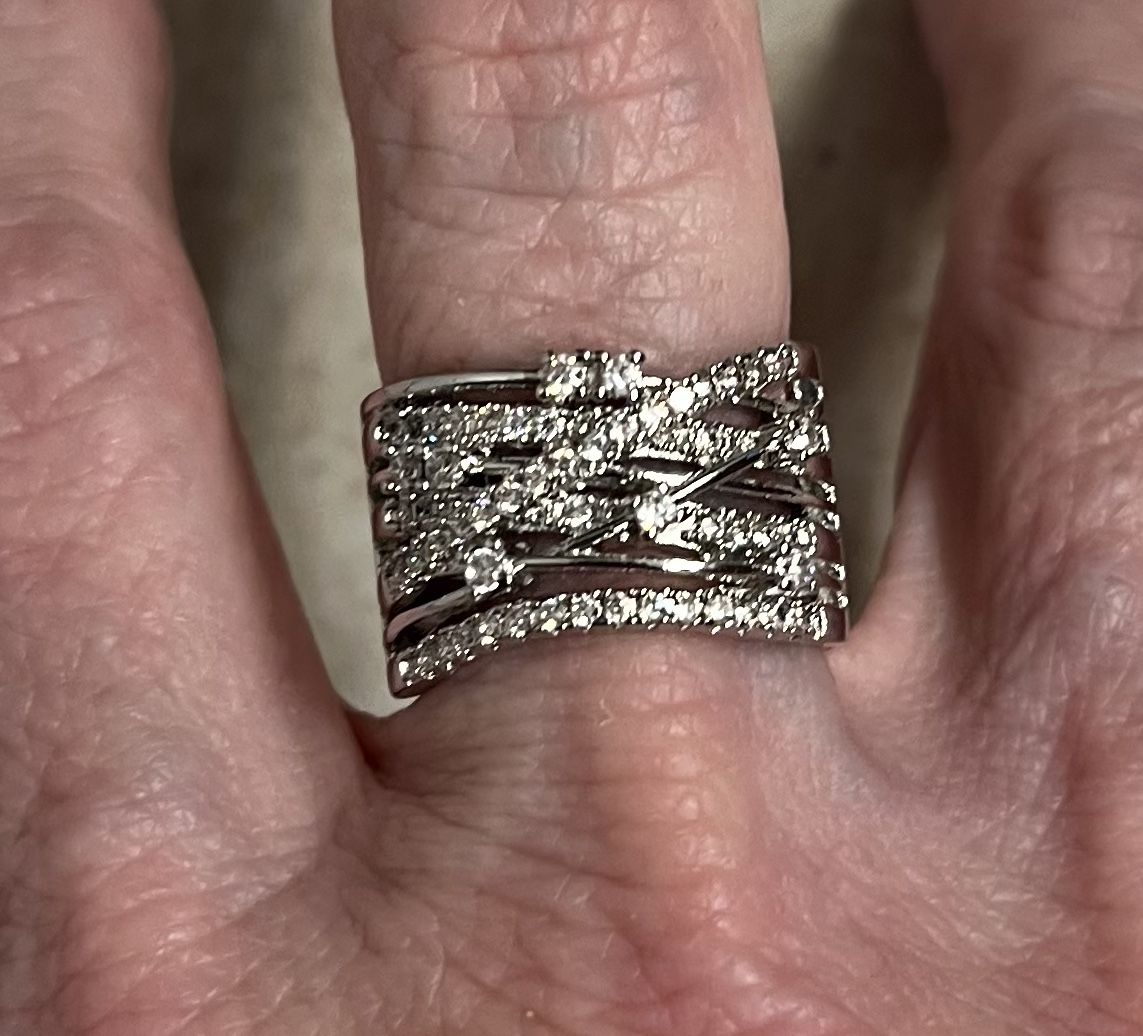 New CZ wedding ring size 7