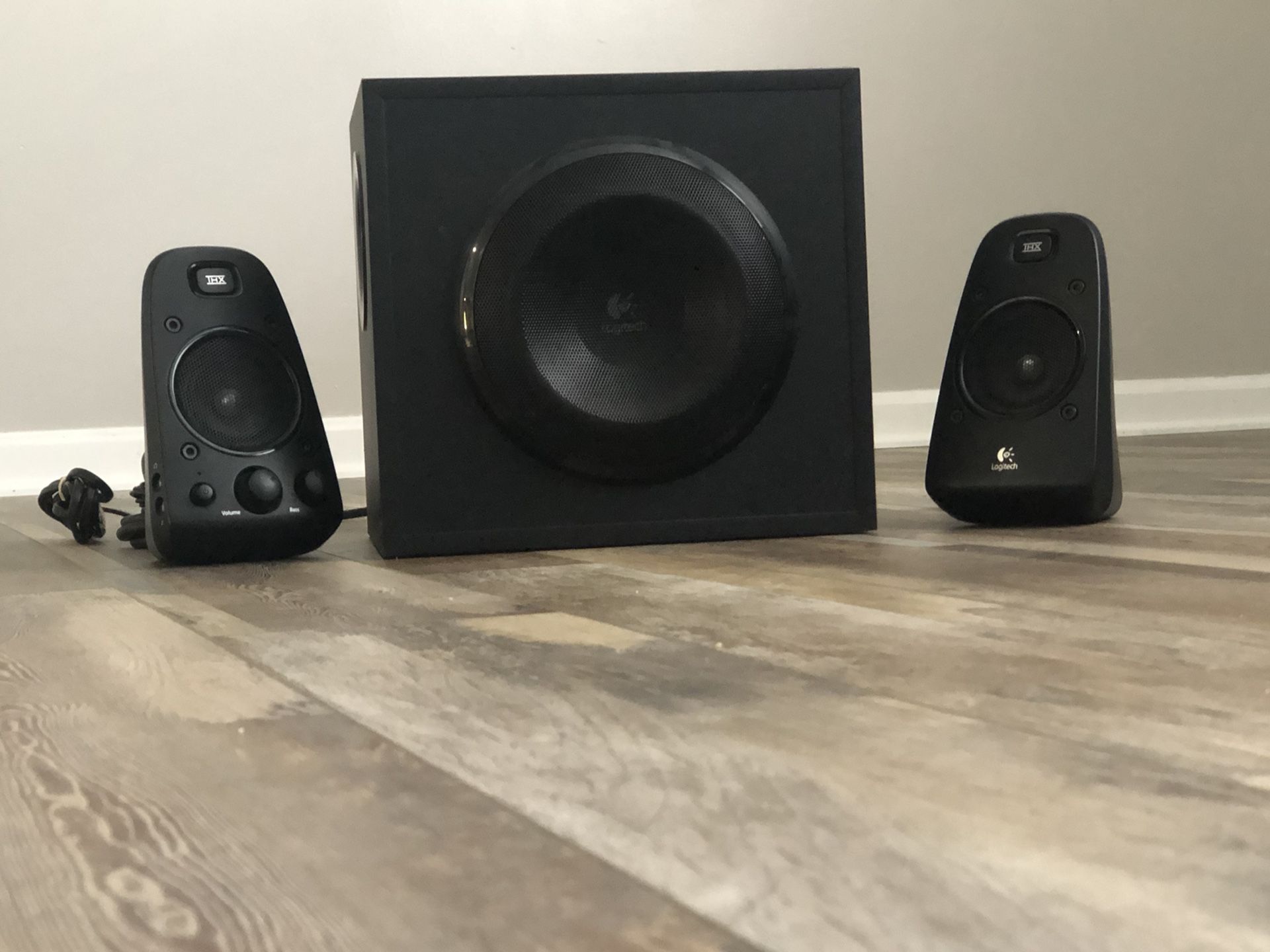 Subwoofer and speakers