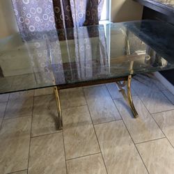 6 Person Glass Table