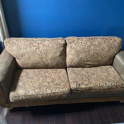 Sofa, Loveseat & Recliner Chair