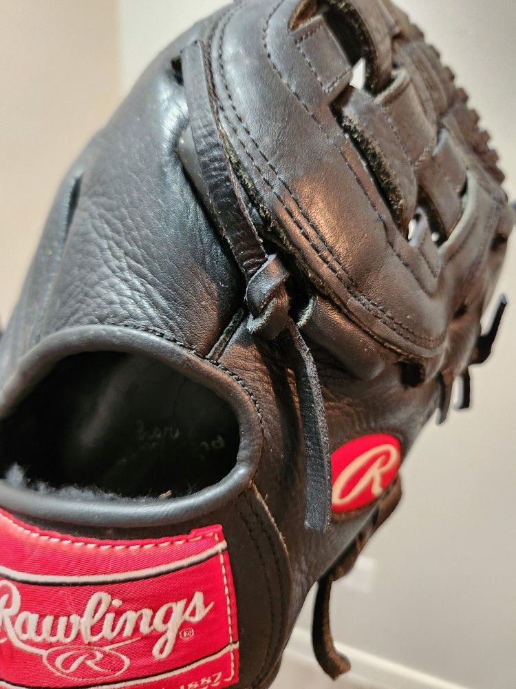 Rawlings Baseball Glove- 12 1/4 "