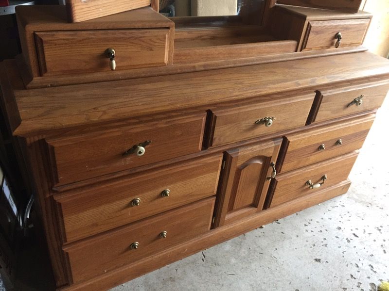 Solid Oak Dresser for Sale in Anacortes, WA OfferUp