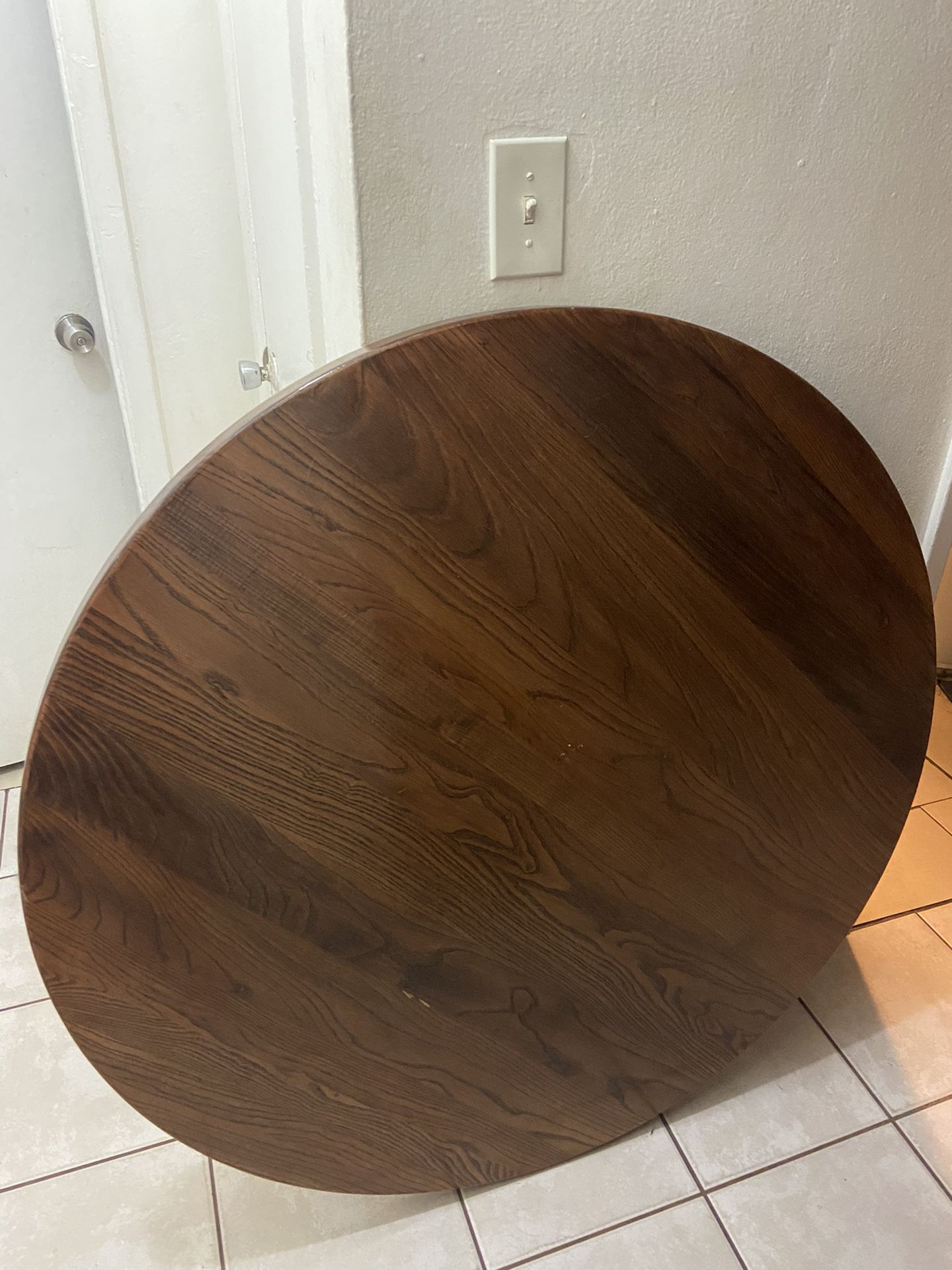 Round Oak Wood 4ft Table 