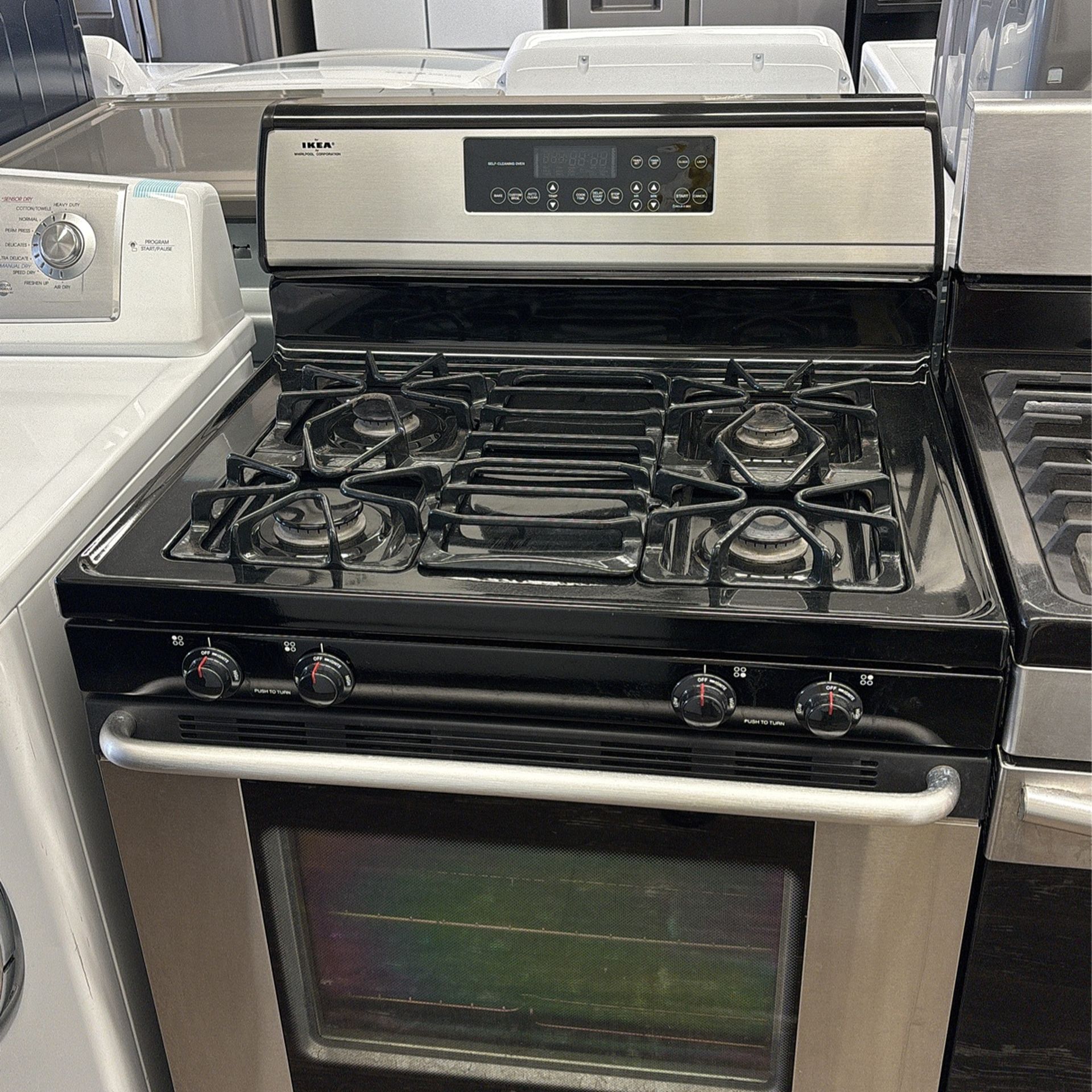 WHIRLPOOL STAINLESS TEEL GAS STOVE