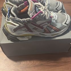 Balenciagas Multi Color 