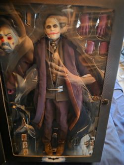 Joker from  Dark Knight Deluxe  Collector figure