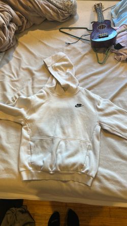 kids large white nike hoodie