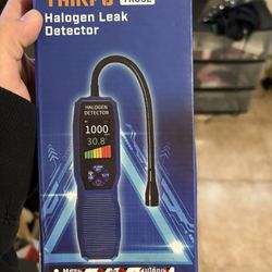 Halogen leak detector 