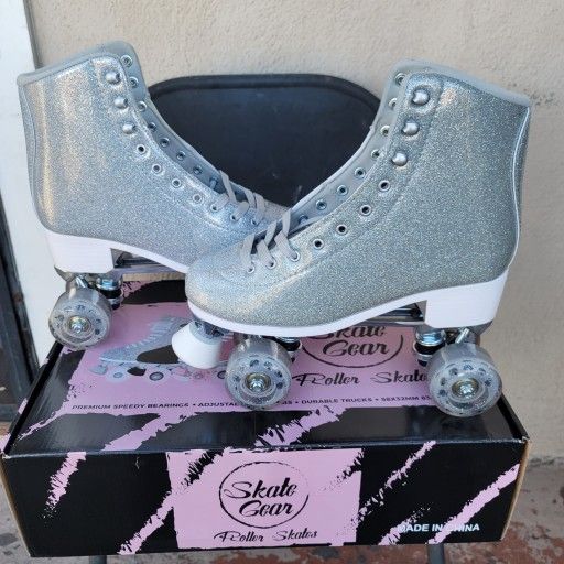 ROLLER SKATE OUTDOOR SIZES 6 7 8 AND  9