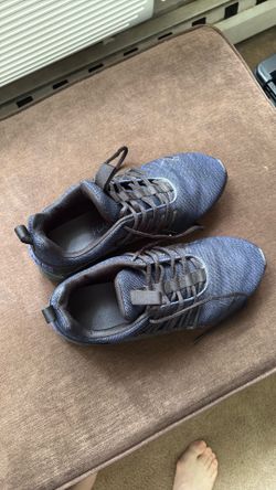 Men’s Puma Volaic EVO sneakers