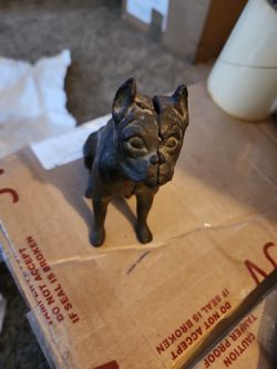 Cast Iron Bulldog Coin Bank