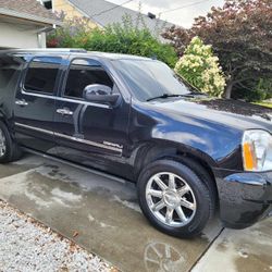 2011 Gmc Denali Xl (Trade)