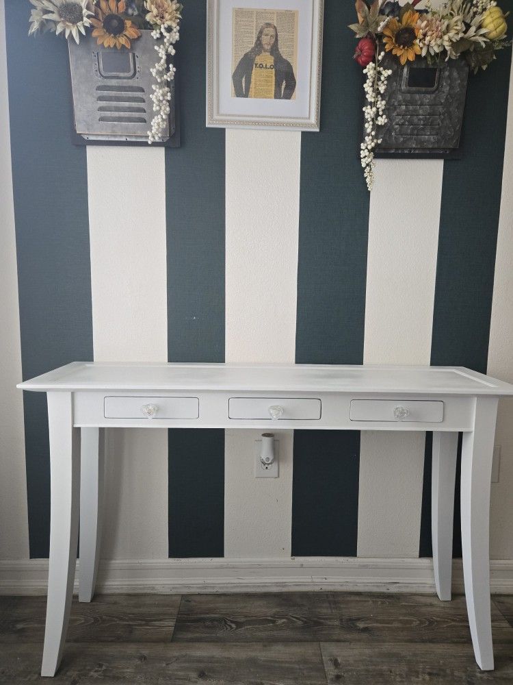 Console Table/Sofa Table