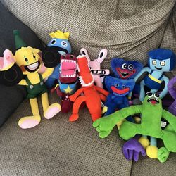 Rainbow friends lot 15 units