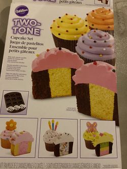 Two-Tone Cupcake Set