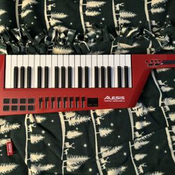 Alesis Vortex II Keytar