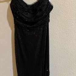 Black Long Dress With Slit 