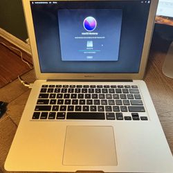 2017 MacBook Air 8g