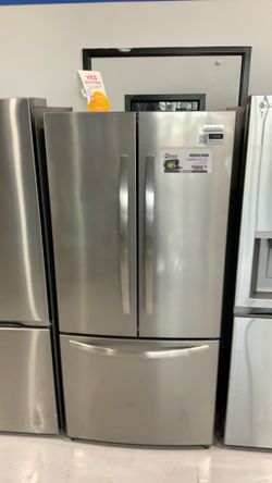 Frigidaire 18 cu.ft. Counter Depth French Door Refrigerator $1,000