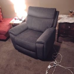 Recliner Like New 