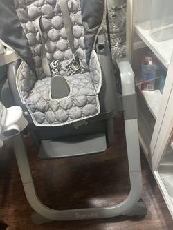 Ingenuity - Feeding Chair 