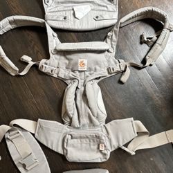 Ergobaby Omni 360 with Easy Snug Infant Insert