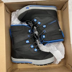 Merrell Boy’s Snow Bank  Boots - Size 10 (new)