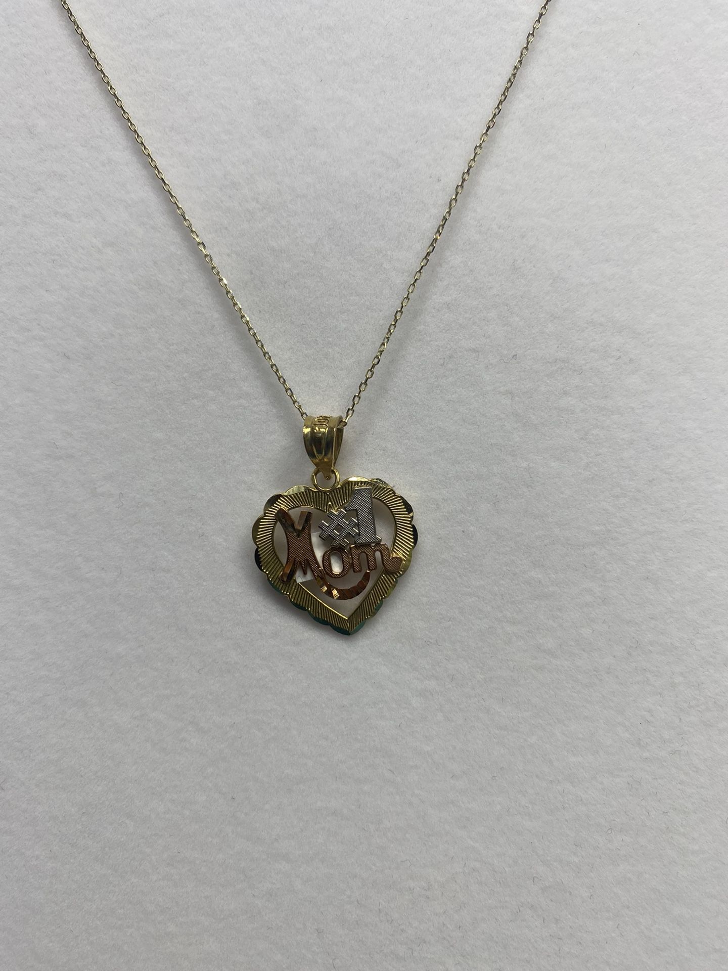 10k Real Gold Chain & Pendant “#1 Mom”