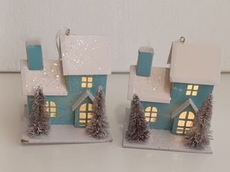 X-Mas lighted ornaments