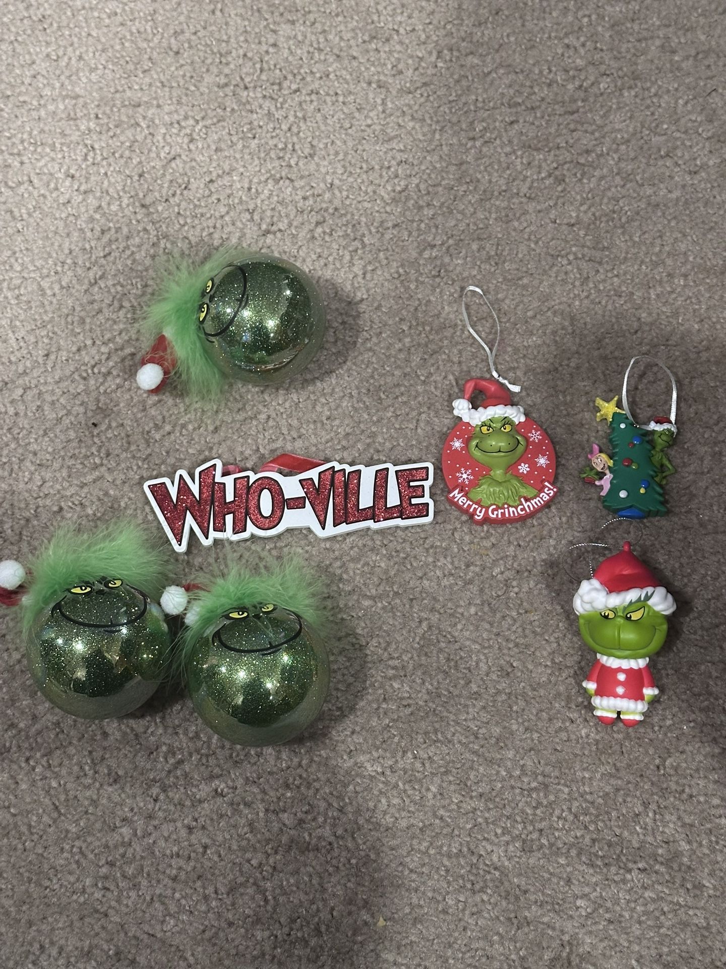 Grinch Ornaments (Set Of 7)