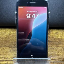 iPhone SE 3rd Gen Midnight (AT&T/Cricket) 📱🔥