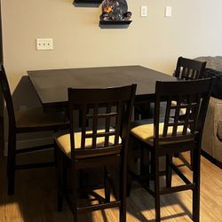 Dark Brown Dining Room Table And Mirror Set W/ Chairs 
