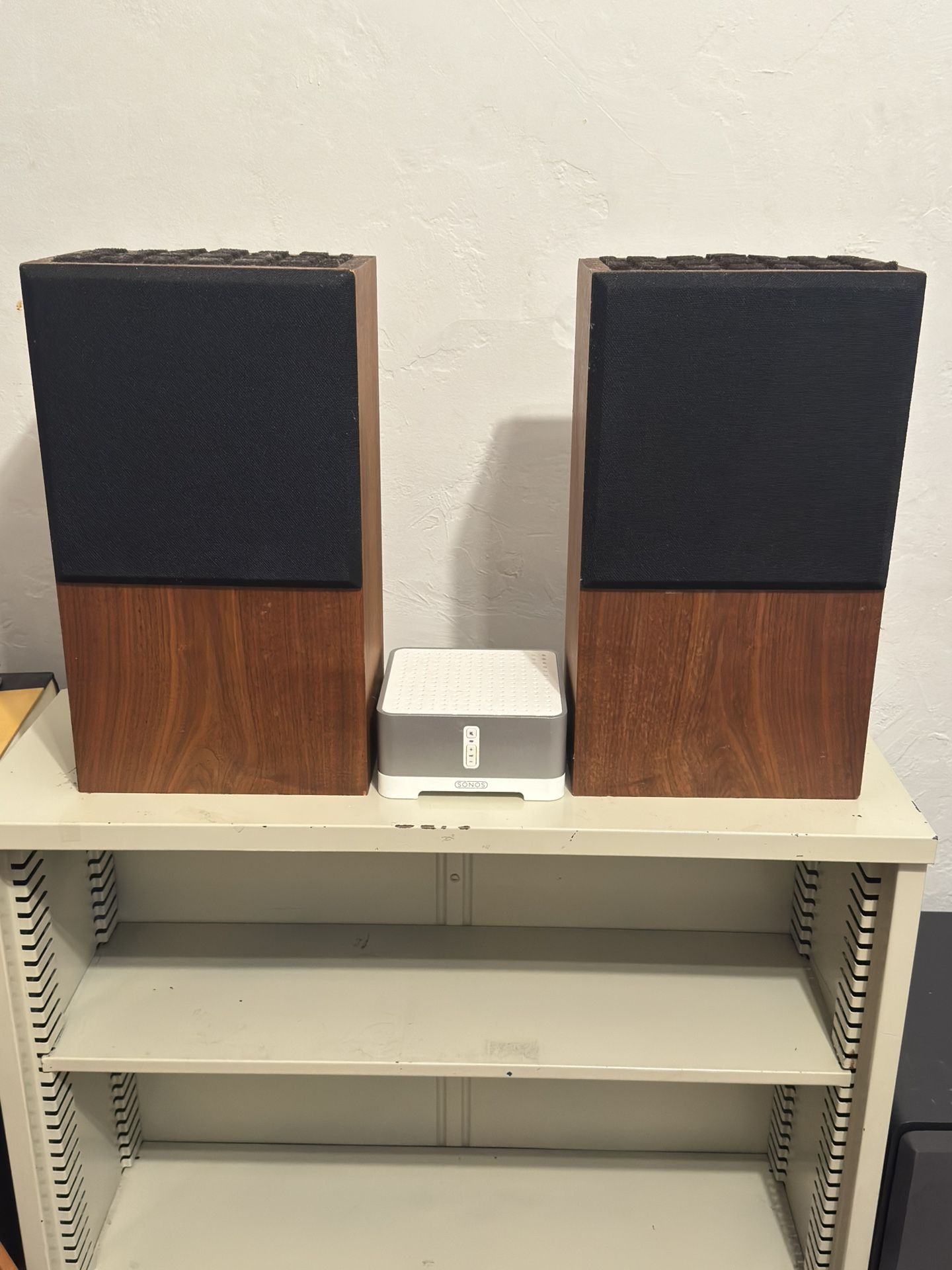 Moving Sale / Audio setup Sonos, Velodyne & Vintage Speakers