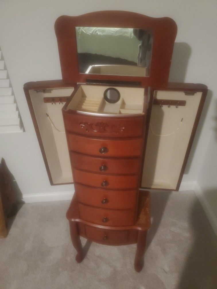 Jewelry armoire
