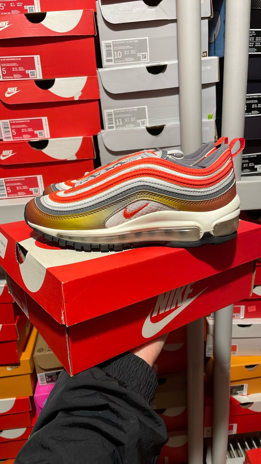 nike air max 97 gradeschool size 4