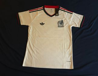 26 MEXICO WHITE AWAY JERSEY SIZE LARGE