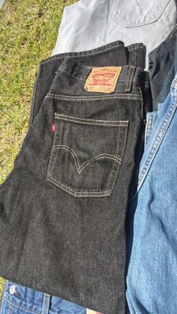 Levi’s 569 jeans