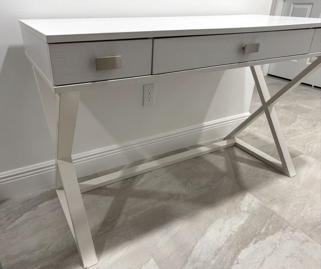 Realspace Keri 48” wide writing desk