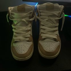 Nike Dunk High Beige Sand Tan Men Size 9.5