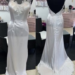 Adagio Size 8 Wedding Gown & Wedding Dresse $130 