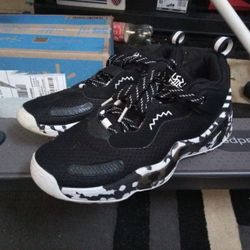 Adidas Don Mitchell Size 10 $30