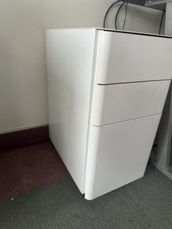 Filing Cabinets