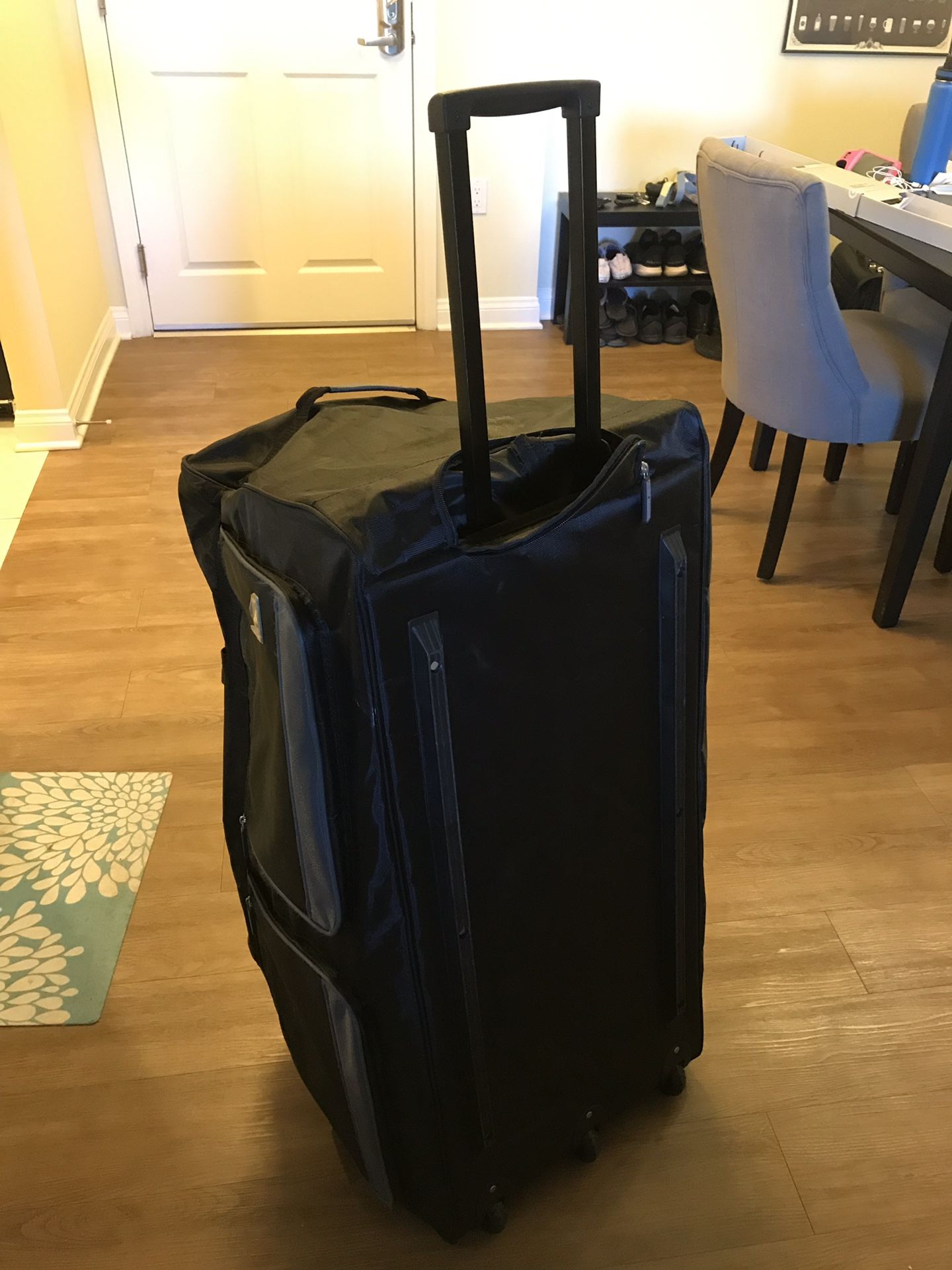 Duffle bag luggage’s