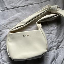 Viva Con White Knot Strap Shoulder Bag