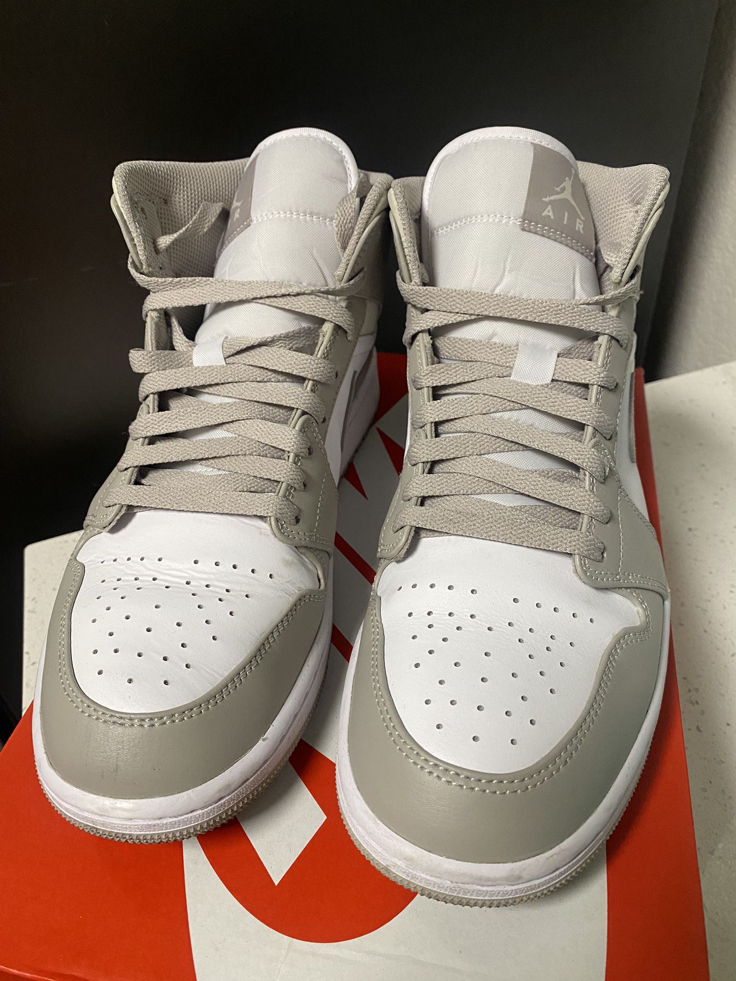 Nike Air Jordan 1 mid college Grey (MENS Size 9.5)