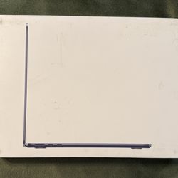 13” MacBook Air M5 NEW