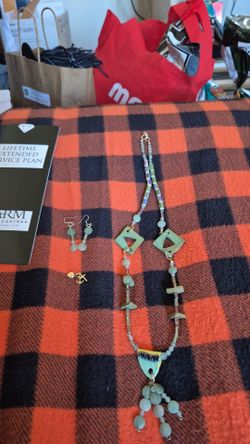 Handcrafted need and bangles